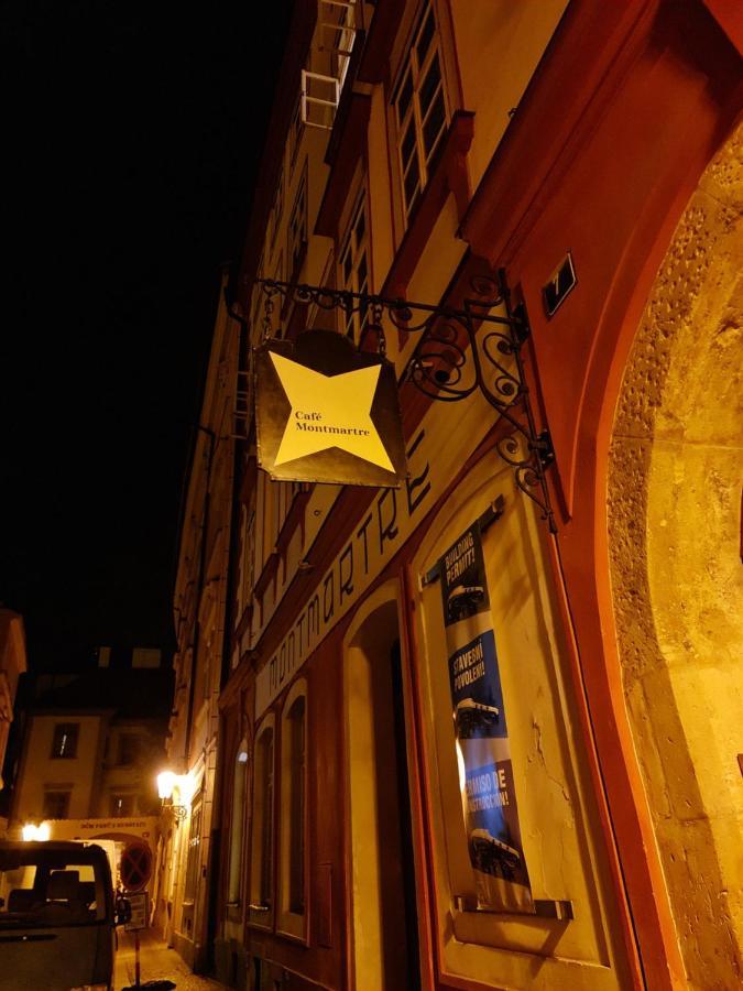 Laxmi Happy Home In Historical Praga Exterior foto